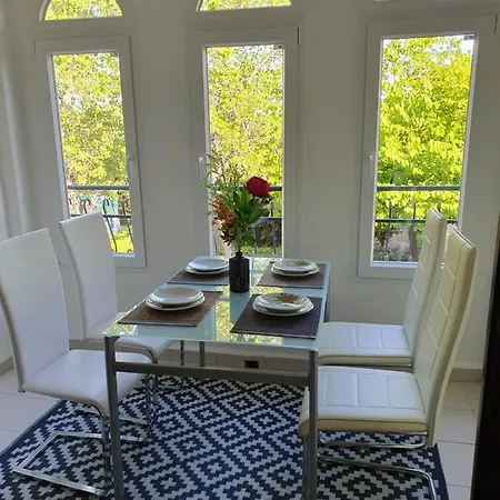 Apartman El.paraiso, *